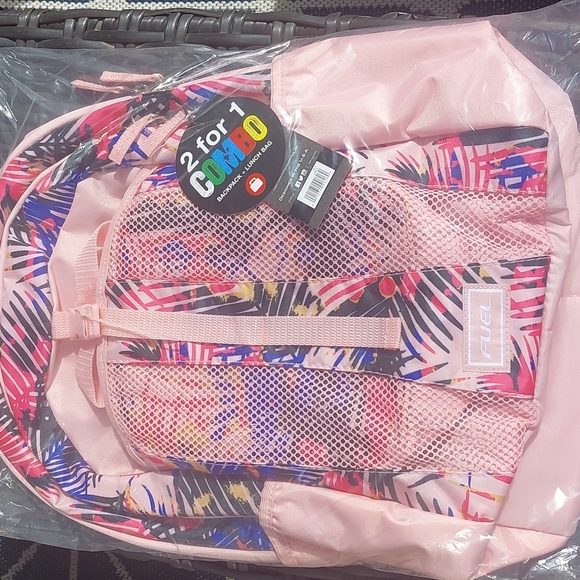 Fuel Deluxe 2 for 1 Backpack and Lunchbag Combo - Picture 6 of 7